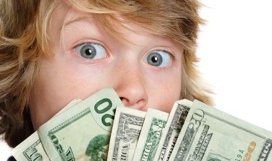 7 Strategi Mengajarkan Anak tentang Nilai Uang Finansial