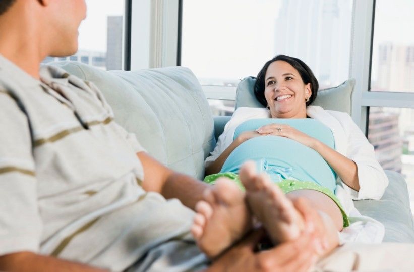 5. Memijat ibu hamil