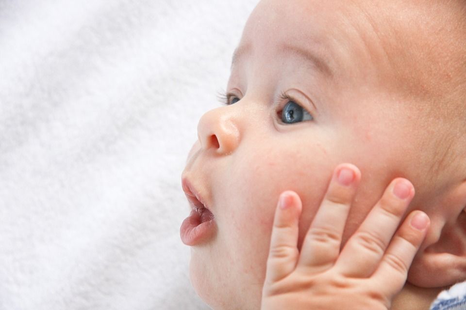 Fakta 5 Sunat usia bayi lebih rendah risiko