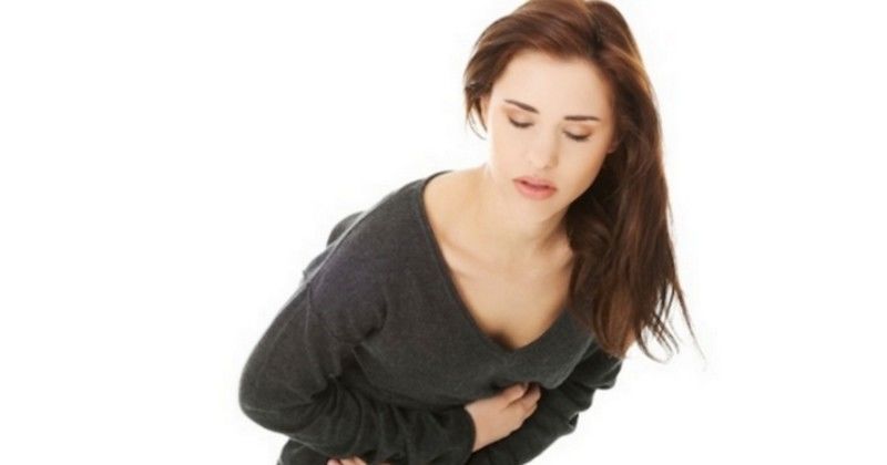 4. Merasa nyeri bagian dada memicu rasa tidak nyaman