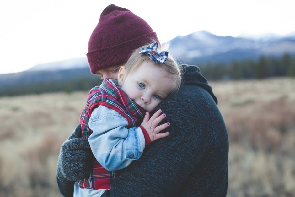 7. Membuat anak lebih sehat karena memeluk meningkatkan sistem imun tubuh