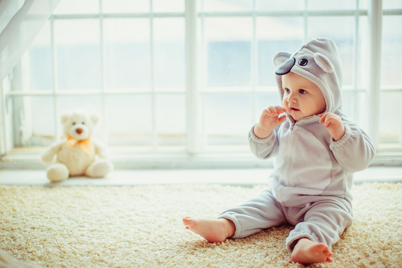 5 Langkah Penting Mengajarkan Bayi Duduk
