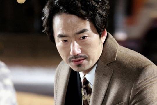 5. Ryu Seung Soo Pasangannya