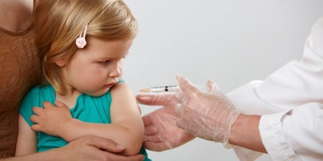 6. Jangan lewatkan jadwal vaksin