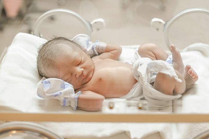 3. Melahirkan bayi prematur