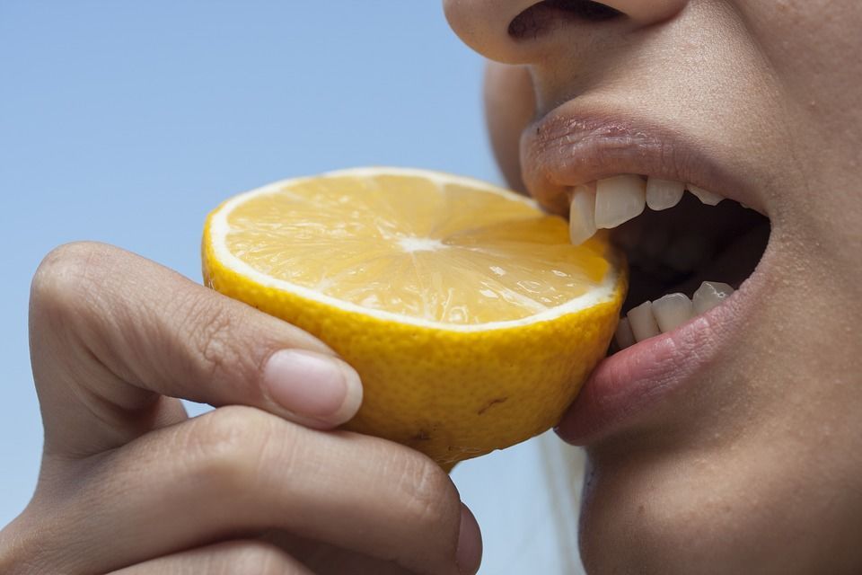 Menyegarkan Ini Dia 9 Manfaat Air Lemon bagi Kehamilan