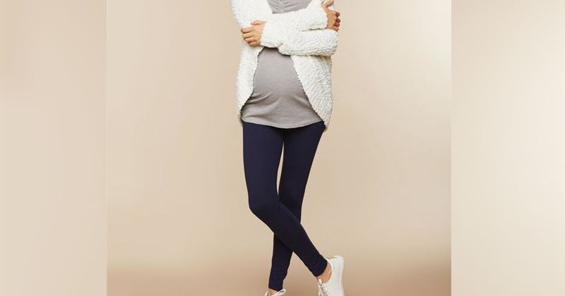1. Legging jadi fashion item andalan saat hamil