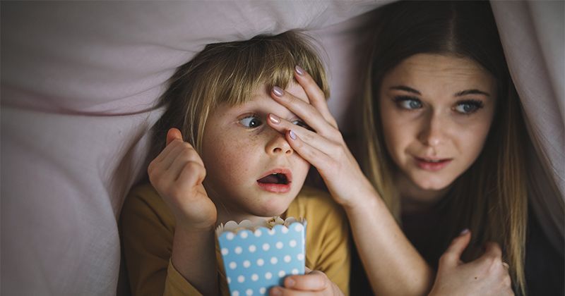 7 Nilai Plus Anak Suka Menonton Film Horor Kesehatan