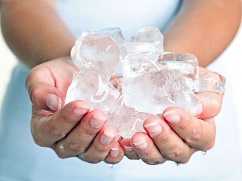 Manfaat Mengunyah Es Batu Ketika Hamil