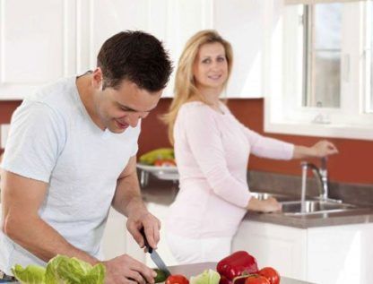3. Bebaskan istri dari tugas rumah tangga
