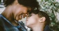 Suami Cemburu Anak, Ini 5 Hal Perlu Mama Pahami
