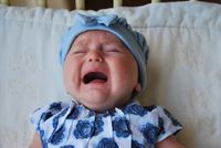 6. Bayi terlalu lama menangis