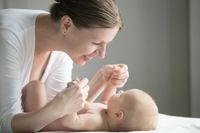 Menstimulasi Penglihatan Bayi