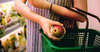 5. Melibatkan anak dalam berbelanja