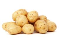 5. Kandungan pati dalam kentang menyamarkan kemerahan kulit wajah