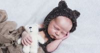Mitos 1 Bayi baru lahir tidak butuh jadwal tidur