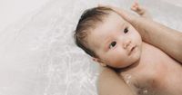 Tidak Perlu Setiap Hari Ini 5 Riset Tentang Memandikan Bayi