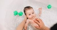 Perkembangan Bayi Usia 4 Bulan 2 Minggu: Wah, si Kecil Susah Kenyang!