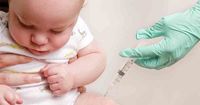 Ingat ya, Vaksinasi Bayi Harus Dilengkapi
