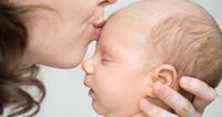 7 Panduan Merawat Bayi Baru Lahir Hari-hari Pertamanya