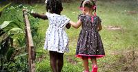 4. Dorong si Kecil bersosialisasi belajar