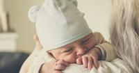 4. Dianggap tidak ada kemiripan antara bayi orangtuanya