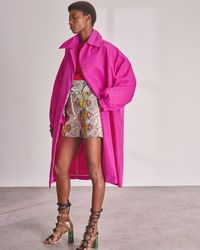 4. Mix and match coat short outfit