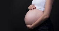 1. Usia kehamilan melebihi due date