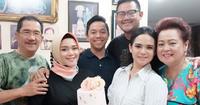 3. Mendapatkan banyak dukungan kehamilan pertamanya