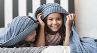 6. Membantu menghangatkan tubuh anak