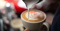 5. Berhenti mengonsumsi minuman berkafein