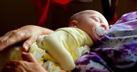 Ini Dia 5 Tips Menidurkan Bayi Balita Waktu Bersamaan