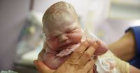 4. Bayi lahir prematur