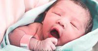 Mengawali Tahun 2019, Felly Eks Cherrybelle Melahirkan Anak Pertama