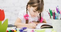 Ayo, Ikuti 7 Panduan Tepat Ini Mengajarkan Anak Menulis