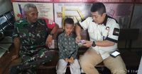 Demi Uang, Bocah Ditinggal Orangtua Stasiun Bekasi Bogor