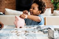 Ma, Begini 5 Cara Mudah Mengajarkan Financial Planning ke Anak