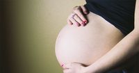 6. Usia kehamilan melewati waktu normal