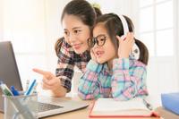1. Mengenalkan musik sejak dini