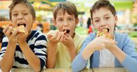 4. Anak menjadi “kecanduan” junk food