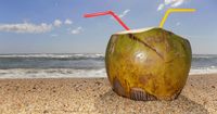 3. Air kelapa mengatasi dehidrasi saat sakit perut