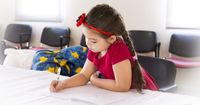 8 Tips Meningkatkan Keterampilan Menulis Kreatif Anak