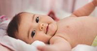 Perkembangan Bayi Usia 3 Bulan 2 Minggu: Mengapa Mereka Harus Dipeluk?