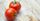 3. Tomat mengandung lycopene melindungi kulit dari bahaya sinar matahari
