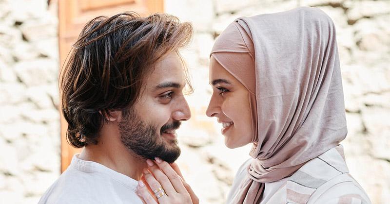 20 Ucapan Iduladha Suami Tercinta, Bikin Baper