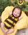 6. Imut Baby Bible saat didandani kostum lebah
