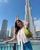1. Umumkan babymoon Dubai, Mikaila foto depan Burj Khalifa