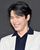 4. Hyun Bin pu lesung pipi dalam mempermanis senyumannya