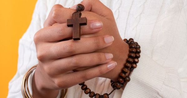 9 Doa Meminta Keturunan agar Cepat Hamil dan Punya Anak Page All