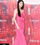 1. Bae Suzy tampil menawan gaun pink model detail bow cut-out